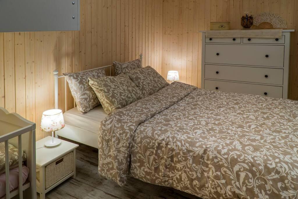 Provensalsky Rodinny Apartman Mandolina Bojnice Buitenkant foto